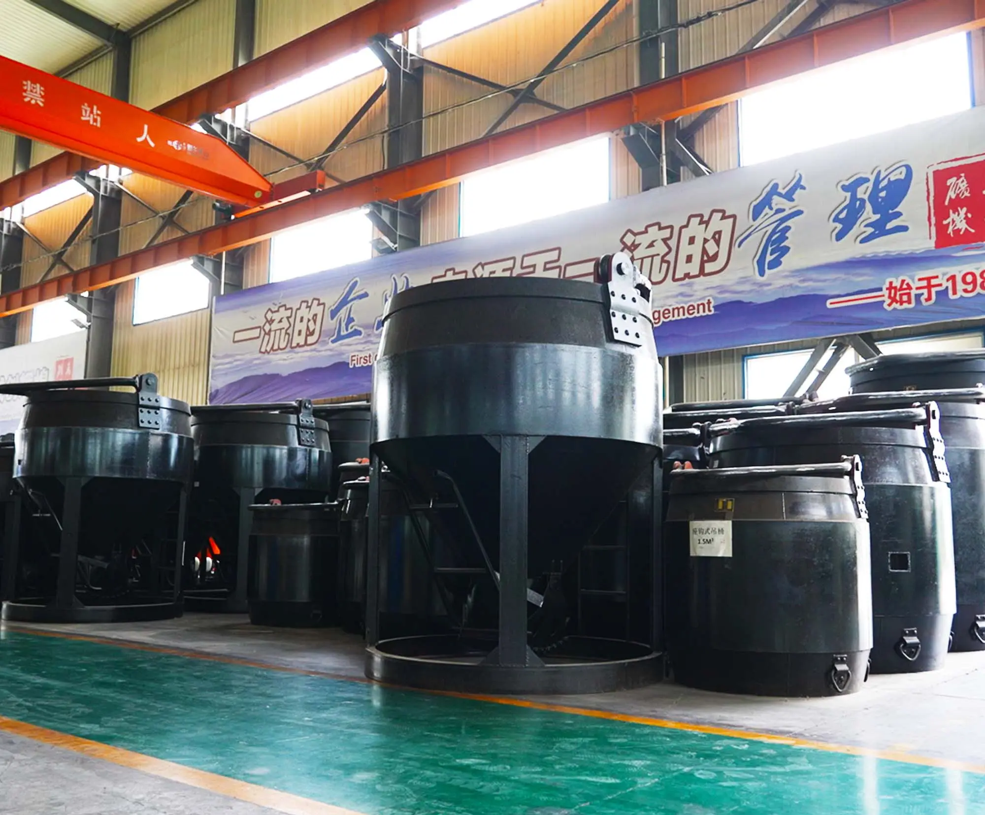 Mining Hook-Supported Hanging Bucket