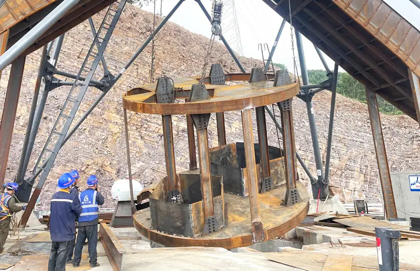 Sinking platform Mining