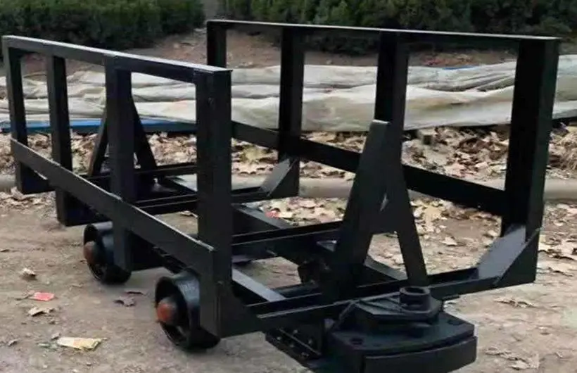 Mining material car