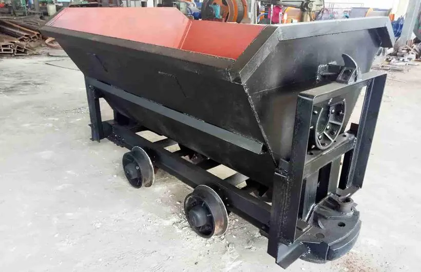 Dumping mine car